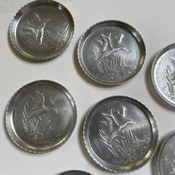 Metal Hand Forged Hammered Aluminum Coaster Mallard Ducks Set of 7 Bird Kitchen - Picture 4 of 12